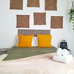 Easy4stay Guest house Portimao