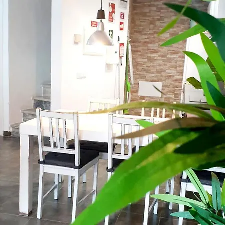 Easy4stay بيت ضيافة 4*