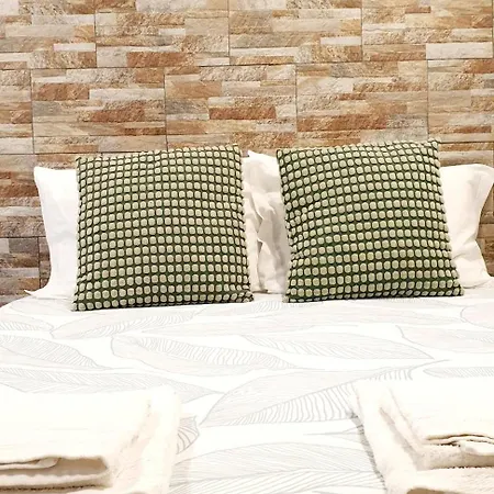 Easy4stay بيت ضيافة 4*