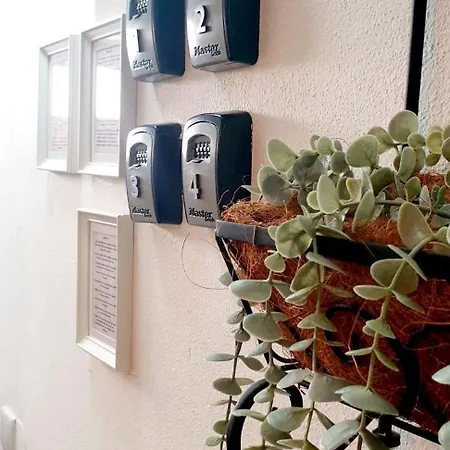 Easy4stay بيت ضيافة 4*