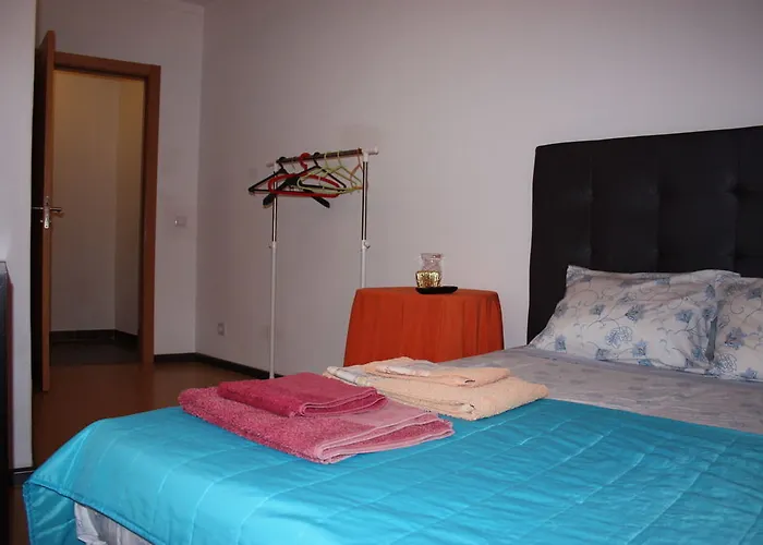 Easy4stay Konukevi 4*