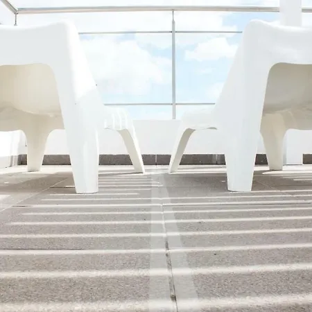 Πανσιόν Easy4stay 4*